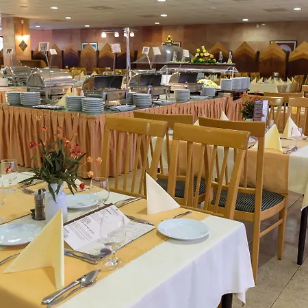 Hunguest Panorama Hotel