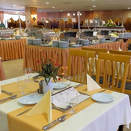 Hunguest Panorama فندق 4*