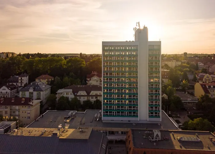 Otel Hunguest Panorama 4*