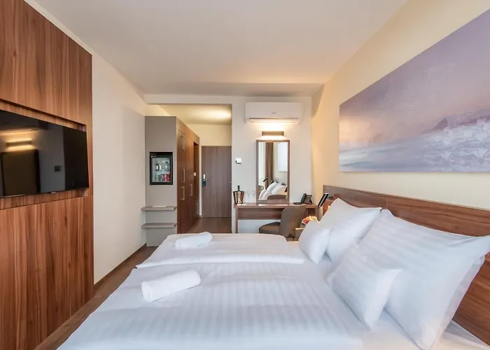 Hunguest Panorama Hotel